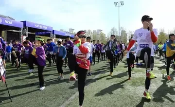 专业篮球运动员推荐的赛事训练计划_1